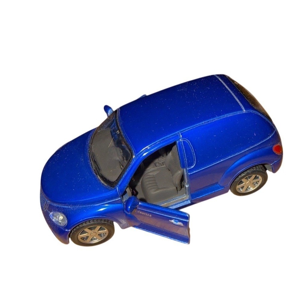 Maisto Chrysler PT Panel Cruiser Diecast Model Car Metallic Blue Opening‎